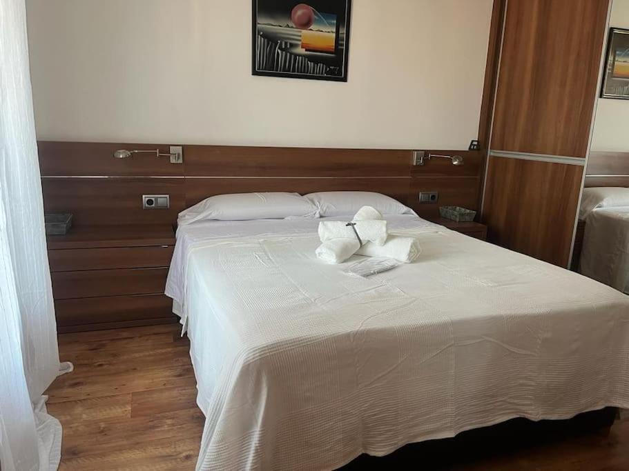 Atico Luminoso Centrico Y Comodo Apartment Figueres  Ngoại thất bức ảnh