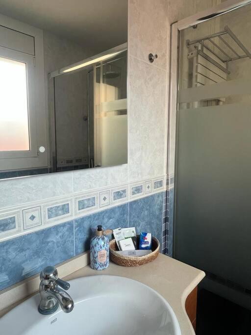 Atico Luminoso Centrico Y Comodo Apartment Figueres  Ngoại thất bức ảnh